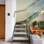 Sophisticated City Escape - Luxury De Waterkant Stay