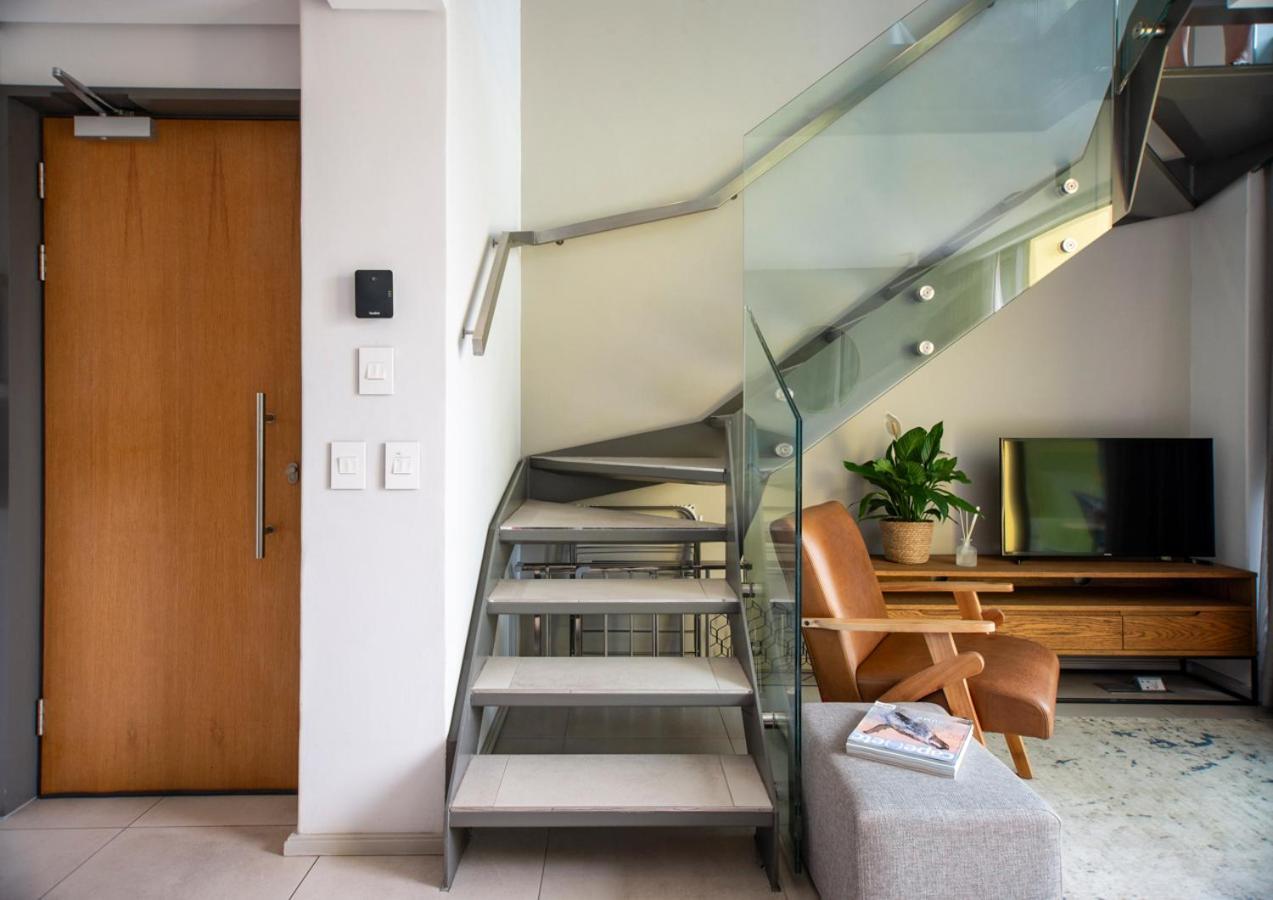Apartment Sophisticated Escape - Luxury De Waterkant *