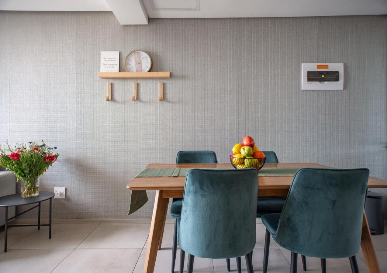 Apartment Sophisticated Escape - Luxury De Waterkant *